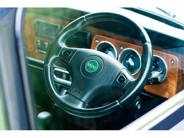 【当時物】ROVER MINI John Cooper 本革 ステアリング 当時物】ROVER MINI John Cooper 本革 ステアリング - メルカリ