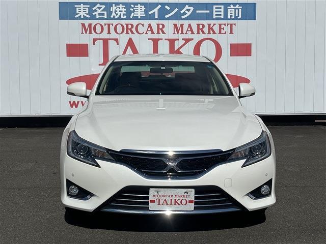 マークＸ プレミアム　ＥＴＣ　オートクルーズコントロール　バックカメラ　ナビ　ＴＶ　アルミホイール　ＨＩＤ　ＡＴ　シートヒーター　スマートキー　電動格納ミラー　盗難防止システム　パワーシート　Ｂｌｕｅｔｏｏｔｈ（12枚目）