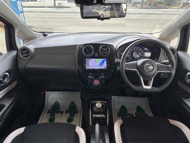 ノート ｅ－パワー　Ｘ　車検令和８年９月２１日まで　　ドライブレコーダー　Ｂｌｕｅｔｏｏｔｈ　スマートキー　ＬＥＤヘッドライト　ナビゲーション（2枚目）