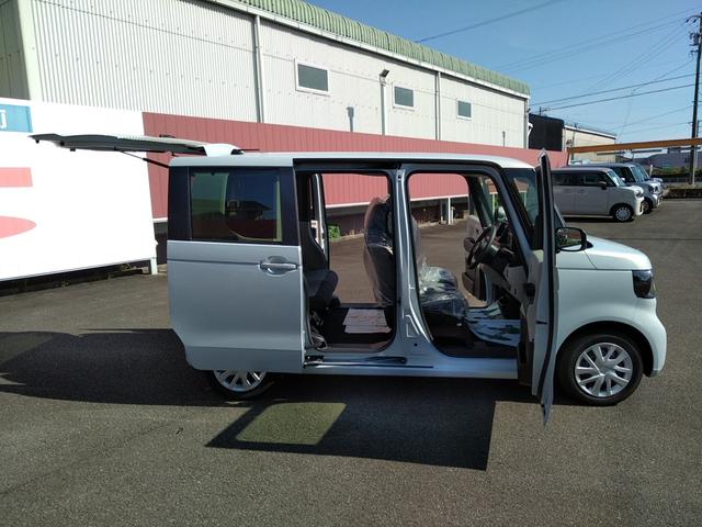 Ｎ－ＢＯＸ ベースグレード　ナビ　フルセグＴＶ　バックモニター　ドラレコ前後　ＥＴＣ　ボディコーティング　スマートキー　プッシュスタート　シートヒーター　オートエアコン　片側電動スライドドア　ベンチシート　新車保証書（16枚目）