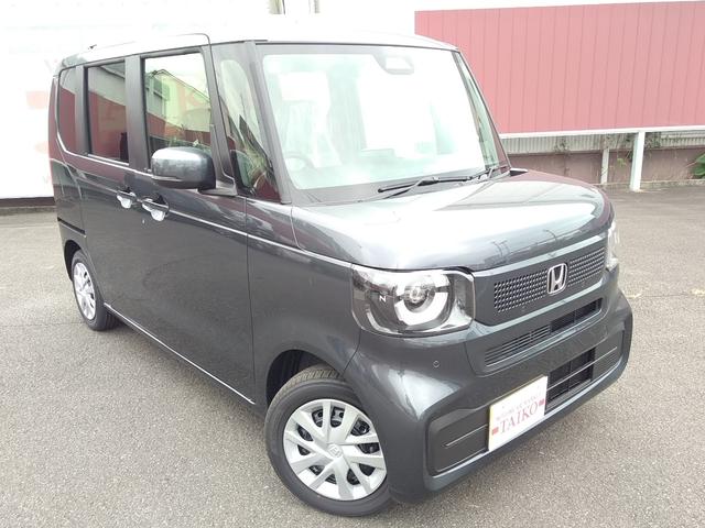 N-BOX ベースグレード スマートキー プッシュスタート シートヒーター オートエアコン 片側電動スライドドア ベンチシート 後席サンシェード/ドリンクホルダー 新車保証書 取扱説明書 ナビセット付き(5枚目)