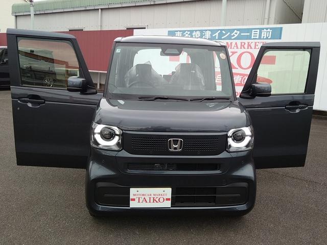 N-BOX ベースグレード スマートキー プッシュスタート シートヒーター オートエアコン 片側電動スライドドア ベンチシート 後席サンシェード/ドリンクホルダー 新車保証書 取扱説明書 ナビセット付き(14枚目)