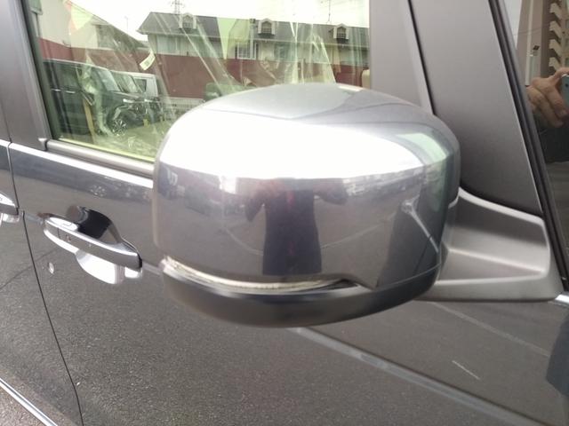 N-BOX ベースグレード スマートキー プッシュスタート シートヒーター オートエアコン 片側電動スライドドア ベンチシート 後席サンシェード/ドリンクホルダー 新車保証書 取扱説明書 ナビセット付き(28枚目)