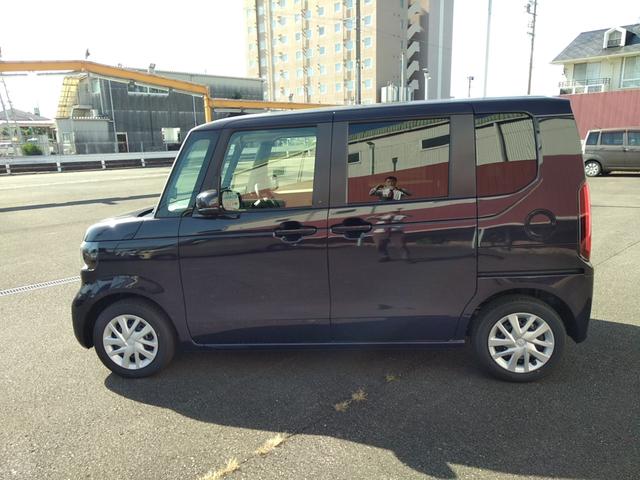 Ｎ－ＢＯＸ ベースグレード　ナビ　フルセグＴＶ　バックモニター　ドラレコ前後　ＥＴＣ　ボディコーティング　スマートキー　プッシュスタート　シートヒーター　オートエアコン　片側電動スライドドア　ベンチシート　新車保証書（11枚目）