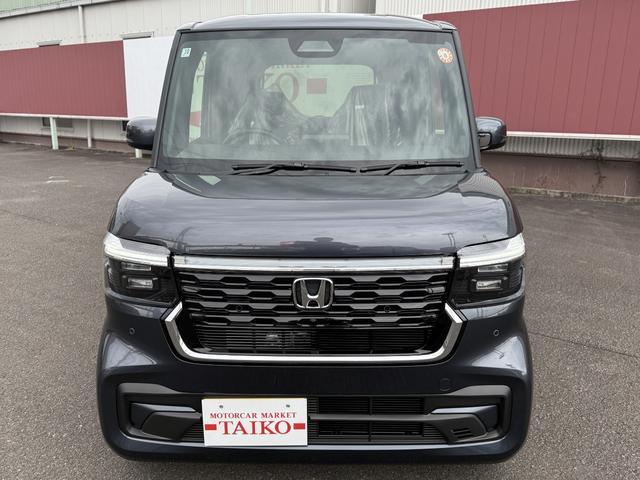 N-BOXカスタム ベースグレード ナビ フルセグTV バックモニター ドラレコ前後 ETC ボディコーティング スマートキー プッシュスタート シートヒーター オートエアコン 片側電動スライドドア ベンチシート 新車保証書(7枚目)