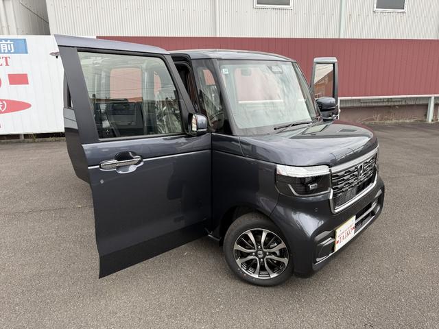 N-BOXカスタム ベースグレード ナビ フルセグTV バックモニター ドラレコ前後 ETC ボディコーティング スマートキー プッシュスタート シートヒーター オートエアコン 片側電動スライドドア ベンチシート 新車保証書(16枚目)