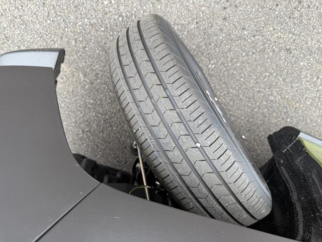 タフト G ダーククロムベンチャー スマートキー プッシュスタート フォグランプ シートヒーター USBポート 電動式サイドブレーキ 電動格納ミラー 後席ドリンクホルダー(50枚目)