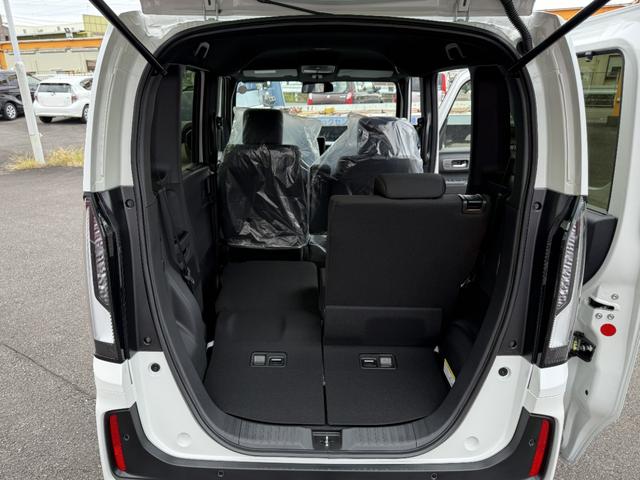 Ｎ－ＢＯＸカスタム ベースグレード　ナビ　フルセグＴＶ　バックモニター　ドラレコ前後　ＥＴＣ　ボディコーティング　スマートキー　プッシュスタート　シートヒーター　オートエアコン　片側電動スライドドア　ベンチシート　新車保証書（23枚目）