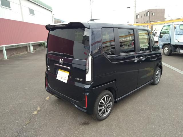 N-BOXカスタム ベースグレード ナビゲーション フルセグTV ドライブレコーダー ETC ボディコーティング スマートキー プッシュスタート シートヒーター オートエアコン 片側電動スライドドア ベンチシート 新車保証書(6枚目)