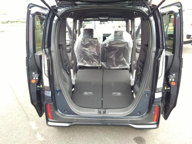 N-BOXカスタム ベースグレード ナビゲーション フルセグTV ドライブレコーダー ETC ボディコーティング スマートキー プッシュスタート シートヒーター オートエアコン 片側電動スライドドア ベンチシート 新車保証書(19枚目)