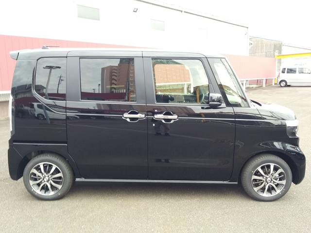 Ｎ－ＢＯＸカスタム ベースグレード　ナビ　フルセグＴＶ　バックモニター　ドラレコ前後　ＥＴＣ　ボディコーティング　スマートキー　プッシュスタート　シートヒーター　オートエアコン　片側電動スライドドア　ベンチシート　新車保証書（6枚目）