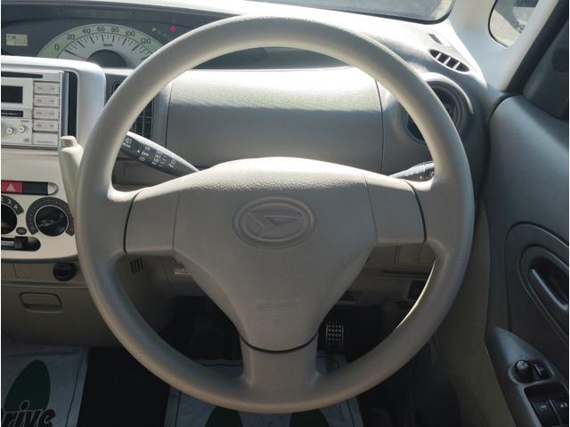 タント Ｘリミテッド　車検令和８年１１月まで　左側電動スライドドア　電動格納ミラー　ベンチシート　後席フルフラットシート　スマートキー　ドリンクホルダー　ＣＤオーディオ　新車保証書　取扱説明書（18枚目）