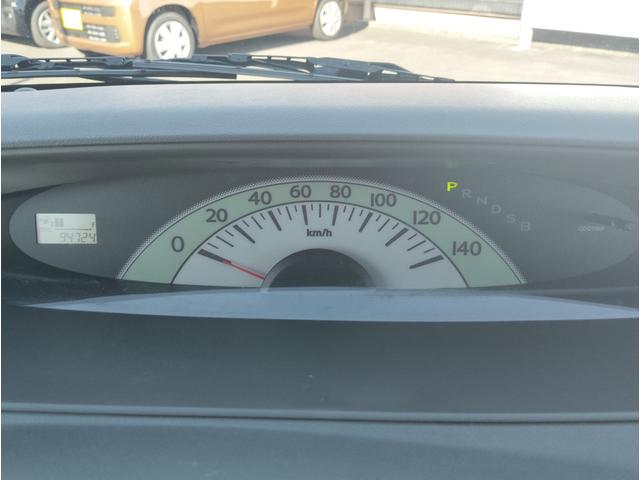 タント Ｘリミテッド　車検令和８年１１月まで　左側電動スライドドア　電動格納ミラー　ベンチシート　後席フルフラットシート　スマートキー　ドリンクホルダー　ＣＤオーディオ　新車保証書　取扱説明書（31枚目）