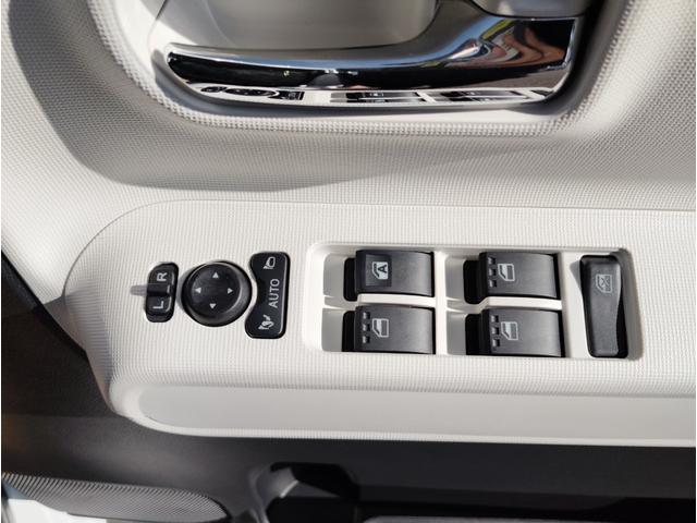 ムーヴキャンバス ストライプスＧ　ナビ　ＥＴＣ　ドラレコ前後　ボディーコーティング　両側電動スライドドア　ＥＳＣ　電動式パーキングブレーキ　ＵＳＢポート　ベンチシート　オートエアコン　フルフラットシート　ホットカップホルダー（32枚目）