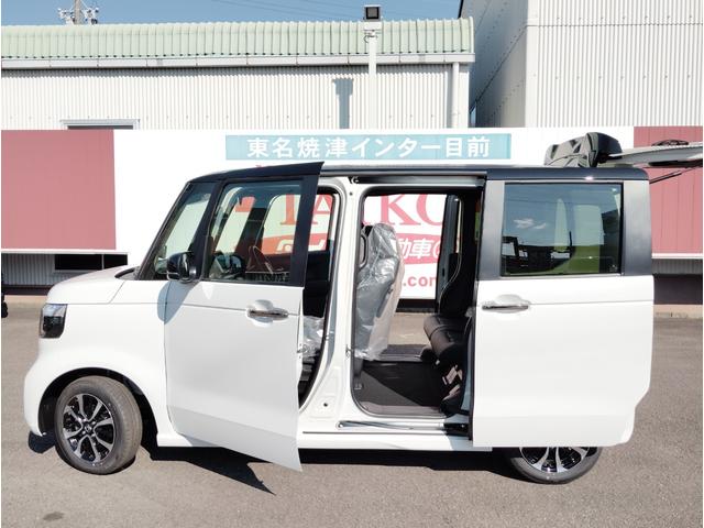 東名　焼津インター目の前　雨天安心　屋根付き大展示場