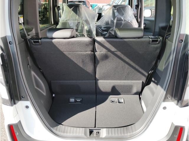 東名　焼津インター目の前　間口２００メートルの大展示場