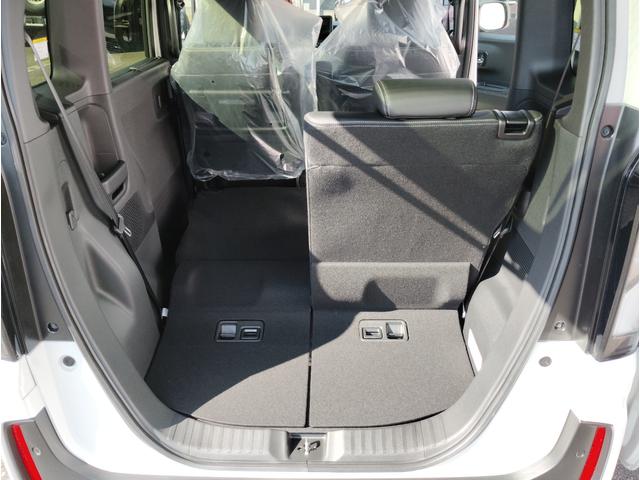 東名　焼津インター目の前　常時２００台展示　屋根付き大展示場