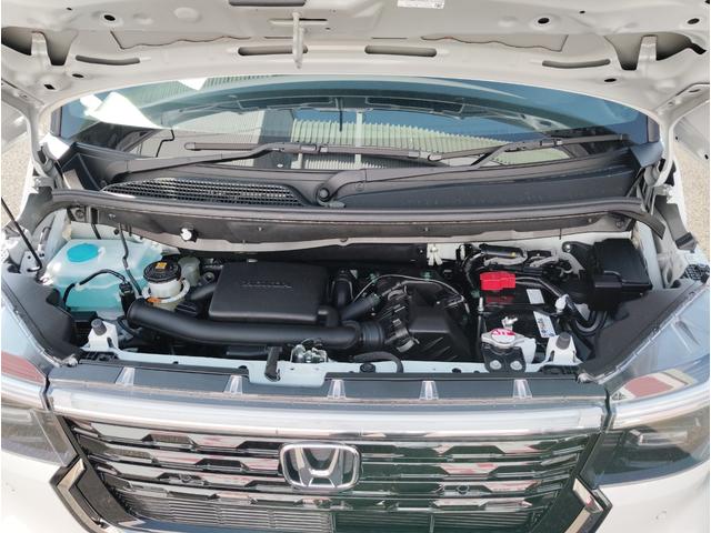 東名　焼津インター目の前　常時２００台展示　屋根付き大展示場