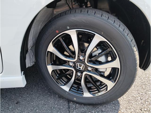 東名　焼津インター目の前　間口２００メートルの大展示場