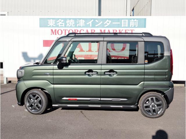 スペーシアギア ハイブリッドＸＺ　全方位モニター付き純正９インチナビゲーション　ＴＶ　６スピーカー　両側パワースライドドア　ＬＥＤヘットライト　ＬＥＤフォグランプ　ＬＥＤランプ付ターンドアミラー　１４インチアルミホイール（11枚目）