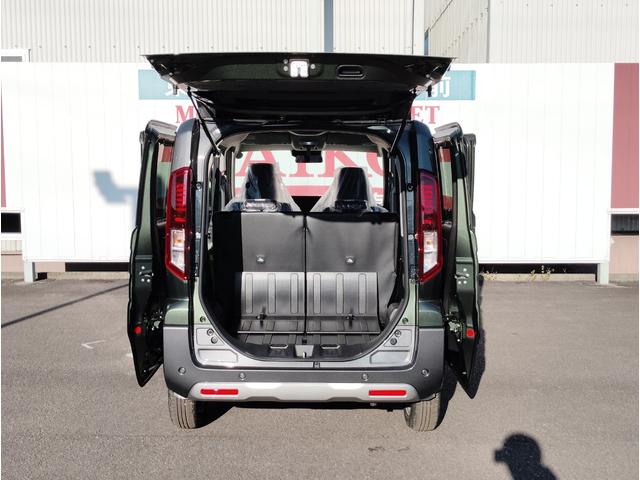 スペーシアギア ハイブリッドＸＺ　全方位モニター付き純正９インチナビゲーション　ＴＶ　６スピーカー　両側パワースライドドア　ＬＥＤヘットライト　ＬＥＤフォグランプ　ＬＥＤランプ付ターンドアミラー　１４インチアルミホイール（19枚目）