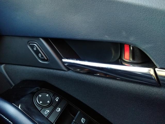 ＣＸ－３０ ２０Ｓ　アンダーガーニッシュセット　フロント　サイド　リア　リアルーフスポイラー　ルーフレール　ナンバープレートホルダー＊２　フロアーマット　全方位モニター付き純正ナビゲーション（19枚目）