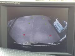 バックカメラ装備。駐車が苦手な方には欠かせません。 2