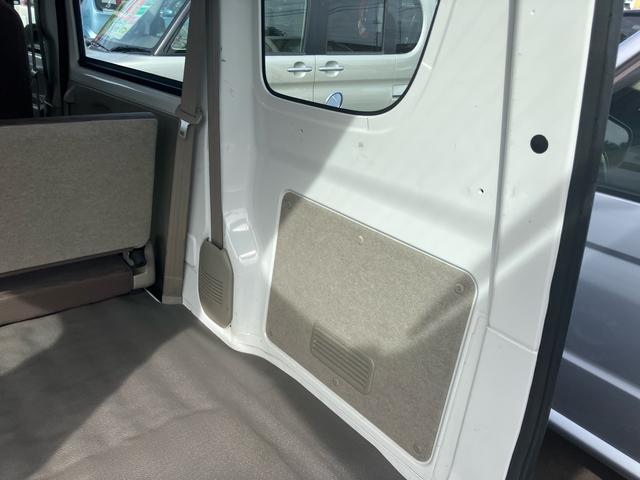 エブリイ PA ハイルーフ 走行2.9万キロ 5AGS オートギアシフト エアコン パワステ 2WD 集中ドアロック 両側スライドドア エアバッグ ABS(11枚目)