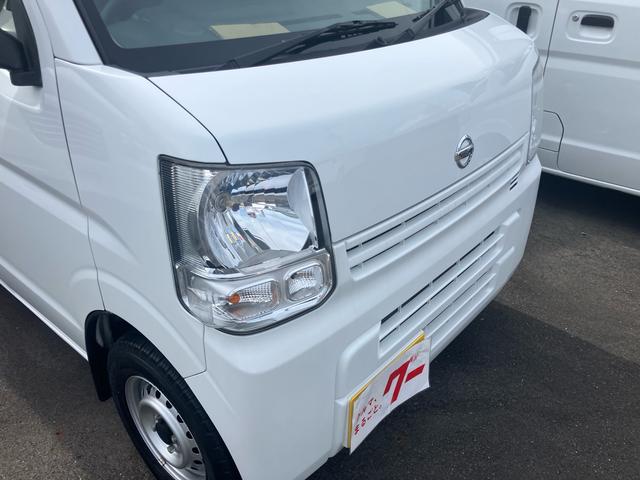 ＮＶ１００クリッパーバン ＤＸ　５速マニュアル　キーレスエントリー　車検令和９年２月　走行６．４万キロ　エアコン　パワステ　両側スライドドア　エアバッグ　ＡＢＳ（4枚目）