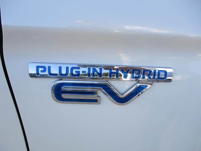 三菱 アウトランダーＰＨＥＶ