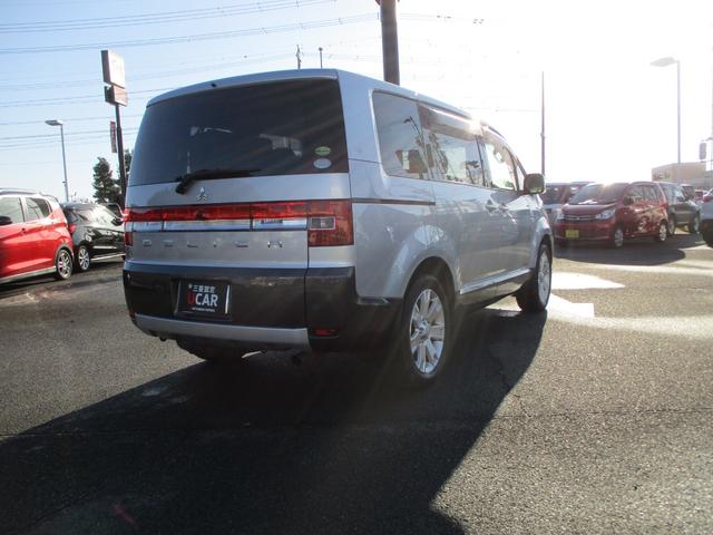 デリカＤ：５ Ｇ　パワーパッケージ　エクリプスナビ／ＴＶ／ＥＴＣ／フォグランプ／ディスチャージヘッドライト／両側電動スライドドア／ベージュ内装／ウッド調パネル／１８インチアルミホイール／２ＷＤ／アイドリングストップ／ワンオーナー（8枚目）