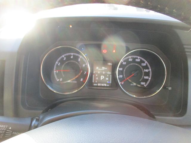 デリカＤ：５ Ｇ　パワーパッケージ　エクリプスナビ／ＴＶ／ＥＴＣ／フォグランプ／ディスチャージヘッドライト／両側電動スライドドア／ベージュ内装／ウッド調パネル／１８インチアルミホイール／２ＷＤ／アイドリングストップ／ワンオーナー（13枚目）