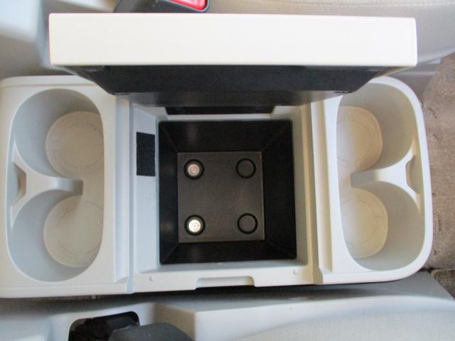 デリカＤ：５ Ｇ　パワーパッケージ　エクリプスナビ／ＴＶ／ＥＴＣ／フォグランプ／ディスチャージヘッドライト／両側電動スライドドア／ベージュ内装／ウッド調パネル／１８インチアルミホイール／２ＷＤ／アイドリングストップ／ワンオーナー（20枚目）