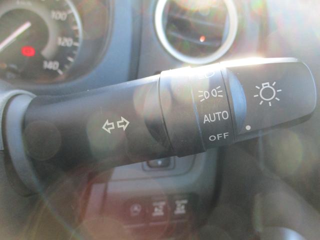 デイズルークス ハイウェイスター　Ｘ　Ｇパッケージ　衝突軽減ブレーキ　アラウンドモニター　フルフラットシート　アイストップ　ＥＳＣ　盗難防止システム　フルオートエアコン　Ｓキー　衝突安全ボディ　フロントカメラ　ベンチシート　バックカメラ　Ｗエアバック（11枚目）