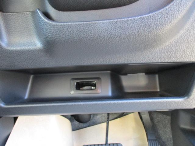 デイズルークス ハイウェイスター　Ｘ　Ｇパッケージ　衝突軽減ブレーキ　アラウンドモニター　フルフラットシート　アイストップ　ＥＳＣ　盗難防止システム　フルオートエアコン　Ｓキー　衝突安全ボディ　フロントカメラ　ベンチシート　バックカメラ　Ｗエアバック（22枚目）