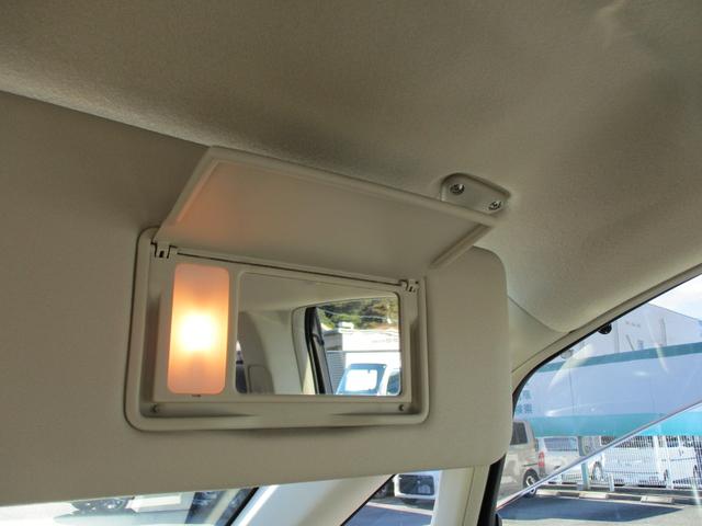 デリカＤ：５ Ｇ　パワーパッケージ　助手席エアバッグ　インテリジェントキー　切替式４ＷＤ　オートクルーズコントロール　衝突安全ボディ　デュアルエアコン　運転席エアバック　ＡＳＣ　３列シート　キーフリー　ＡＢＳ　フルフラット　パワステ（22枚目）