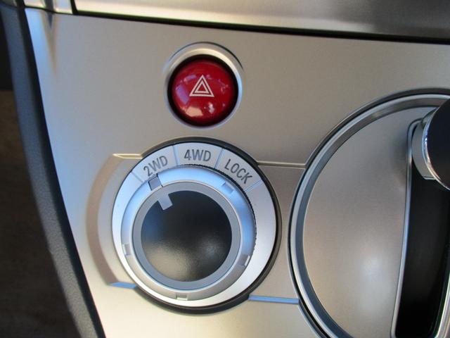 デリカＤ：５ Ｇ　パワーパッケージ　助手席エアバッグ　インテリジェントキー　切替式４ＷＤ　オートクルーズコントロール　衝突安全ボディ　デュアルエアコン　運転席エアバック　ＡＳＣ　３列シート　キーフリー　ＡＢＳ　フルフラット　パワステ（26枚目）