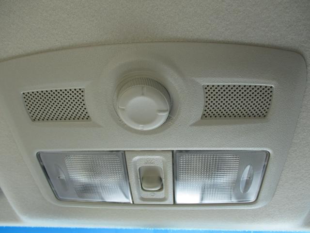 デリカＤ：５ Ｇ　パワーパッケージ　助手席エアバッグ　インテリジェントキー　切替式４ＷＤ　オートクルーズコントロール　衝突安全ボディ　デュアルエアコン　運転席エアバック　ＡＳＣ　３列シート　キーフリー　ＡＢＳ　フルフラット　パワステ（32枚目）