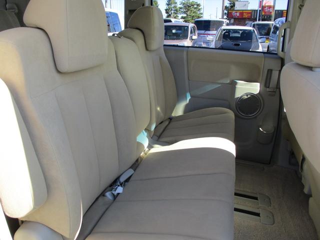 デリカＤ：５ Ｇ　パワーパッケージ　助手席エアバッグ　インテリジェントキー　切替式４ＷＤ　オートクルーズコントロール　衝突安全ボディ　デュアルエアコン　運転席エアバック　ＡＳＣ　３列シート　キーフリー　ＡＢＳ　フルフラット　パワステ（36枚目）