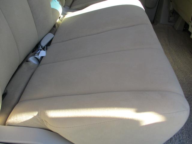 デリカＤ：５ Ｇ　パワーパッケージ　助手席エアバッグ　インテリジェントキー　切替式４ＷＤ　オートクルーズコントロール　衝突安全ボディ　デュアルエアコン　運転席エアバック　ＡＳＣ　３列シート　キーフリー　ＡＢＳ　フルフラット　パワステ（38枚目）