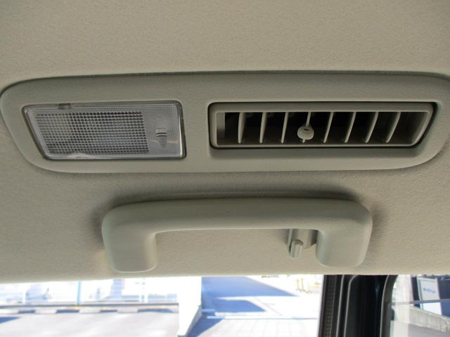 デリカＤ：５ Ｇ　パワーパッケージ　助手席エアバッグ　インテリジェントキー　切替式４ＷＤ　オートクルーズコントロール　衝突安全ボディ　デュアルエアコン　運転席エアバック　ＡＳＣ　３列シート　キーフリー　ＡＢＳ　フルフラット　パワステ（44枚目）