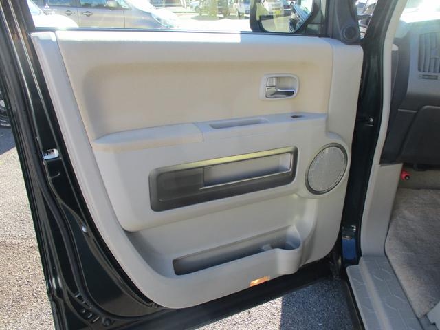 デリカＤ：５ Ｇ　パワーパッケージ　助手席エアバッグ　インテリジェントキー　切替式４ＷＤ　オートクルーズコントロール　衝突安全ボディ　デュアルエアコン　運転席エアバック　ＡＳＣ　３列シート　キーフリー　ＡＢＳ　フルフラット　パワステ（57枚目）