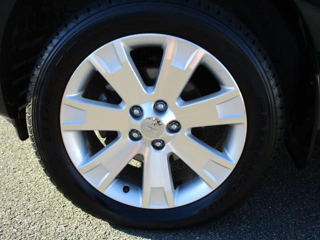 デリカＤ：５ Ｇ　パワーパッケージ　助手席エアバッグ　インテリジェントキー　切替式４ＷＤ　オートクルーズコントロール　衝突安全ボディ　デュアルエアコン　運転席エアバック　ＡＳＣ　３列シート　キーフリー　ＡＢＳ　フルフラット　パワステ（71枚目）