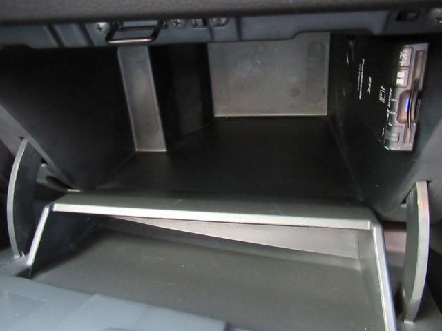 15M KENWOODメモリーナビ ワンセグTV DVD再生 SDカード対応 USB対応 CD再生 ETC車載器 黒本革シート ハーフレザーシート オートライト オートAC スマートキー(15枚目)