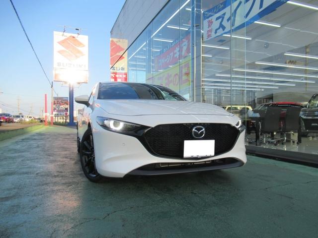 ＭＡＺＤＡ３ファストバック ２０Ｓ　１００周年特別記念車　純正ナビ／３６０°カメラ／ＥＴＣ車載器／ドライブレコーダー／ＢＯＳＥスピーカー／キーレスプッシュスタート／電動パワーシート（2枚目）