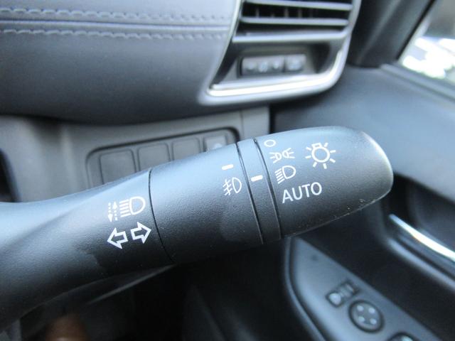 セレナ ハイウェイスター　パナソニック７インチワイドナビ／全周囲カメラ／ＥＴＣ車載器／両側電動スライドドア／後席モニター（15枚目）