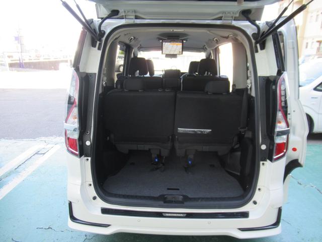 セレナ ハイウェイスター　パナソニック７インチワイドナビ／全周囲カメラ／ＥＴＣ車載器／両側電動スライドドア／後席モニター（25枚目）