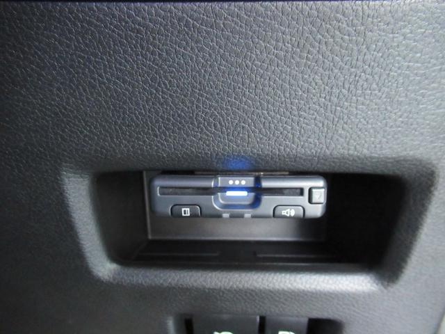 フロンクス ベースグレード メーカー純正9インチナビ/全方位カメラ付/ETC車載機/クルーズコントロール/プッシュスタート/電子パーキング(13枚目)