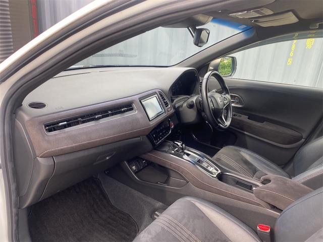 ヴェゼル ハイブリッドＲＳ・ホンダセンシング　後期モデル・レーダークルーズ・衝突軽減・ハーフレザーシート・シートヒーター・ナビ　ＤＶＤ　地デジ　ブルートゥース・バックカメラ・ＥＴＣ・シートヒーター・ＬＥＤヘッドライト・スマートキー（21枚目）