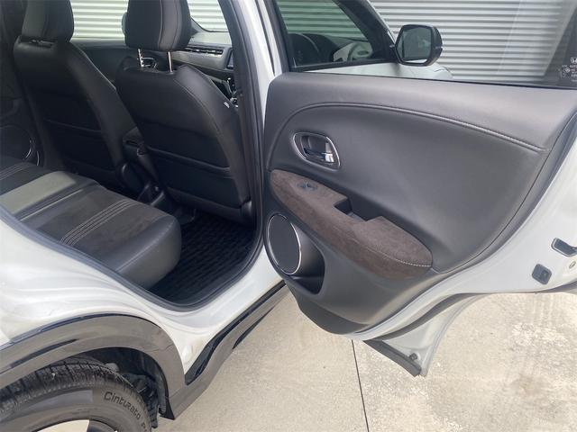 ヴェゼル ハイブリッドＲＳ・ホンダセンシング　後期モデル・レーダークルーズ・衝突軽減・ハーフレザーシート・シートヒーター・ナビ　ＤＶＤ　地デジ　ブルートゥース・バックカメラ・ＥＴＣ・シートヒーター・ＬＥＤヘッドライト・スマートキー（27枚目）